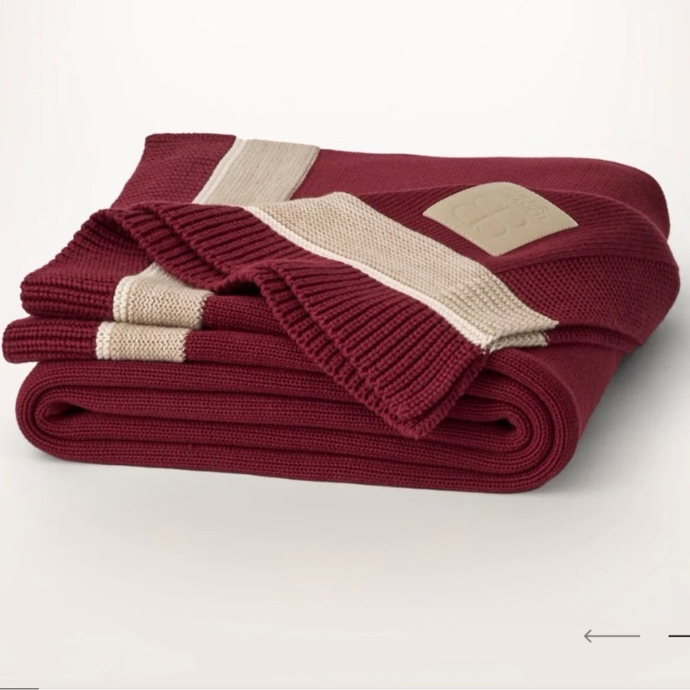 NWT Boll & Branch Court Knit throw in color holly!